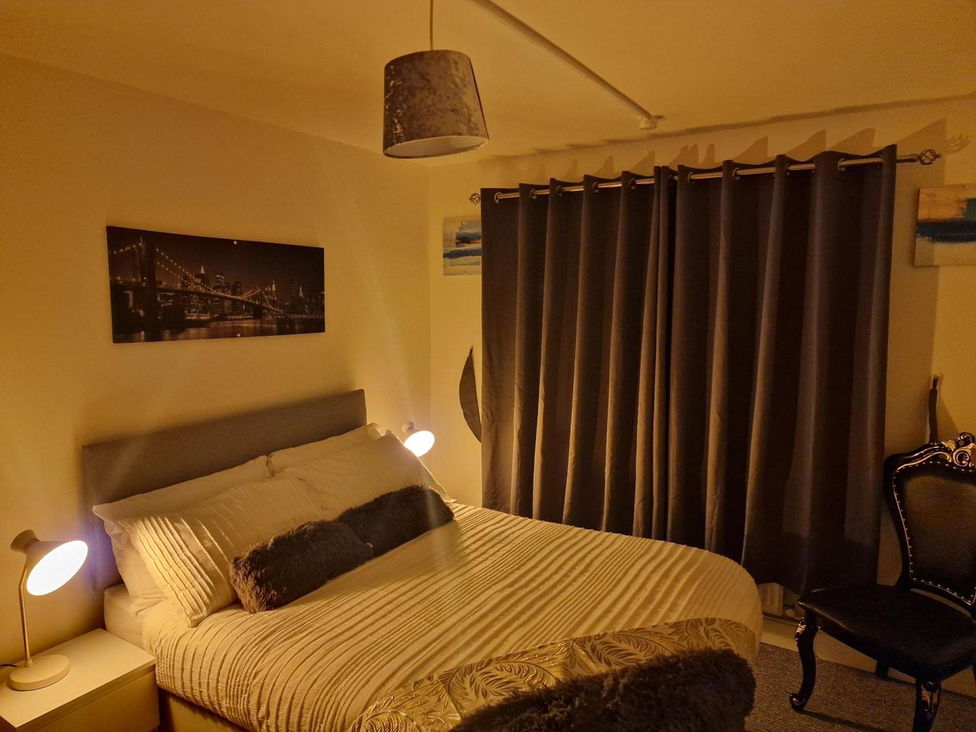 Steyn Guest Lodge ไฮวิคัมบ์ ภายนอก รูปภาพ